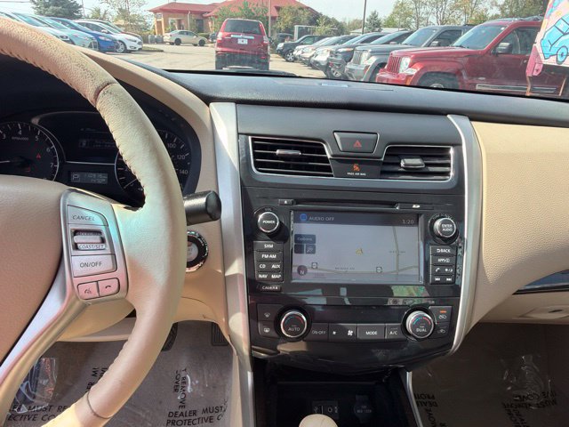 Used 2014 Nissan Altima 2.5 SL w/ Technology Package FWD image 13