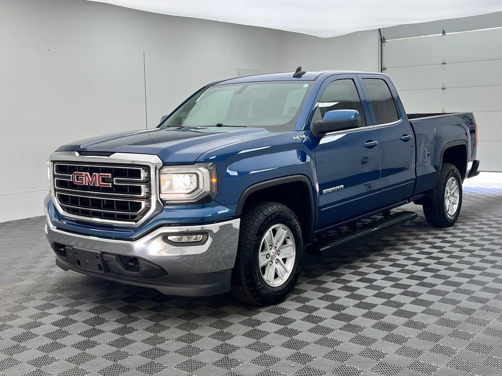 Used 2019 GMC Sierra 1500 SLE w/ SLE Value Package AWD/4WD image 2