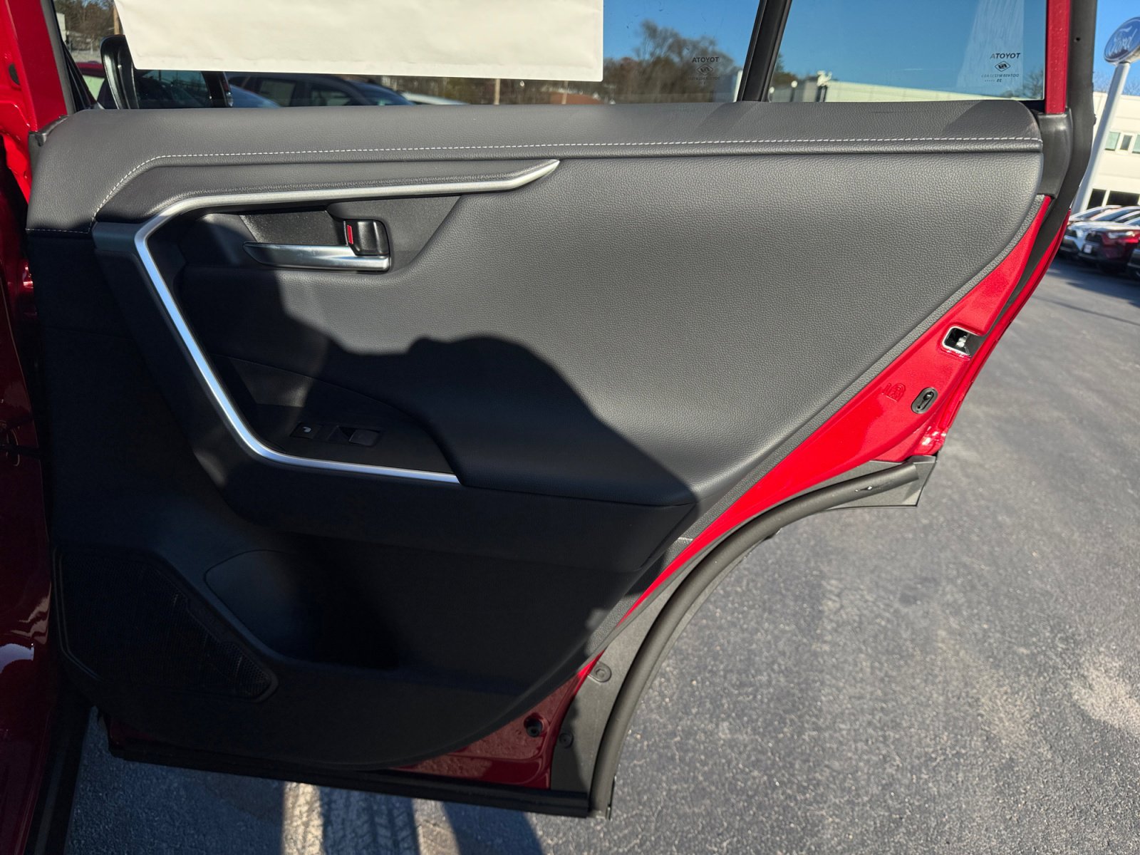 New 2025 Toyota RAV4 Limited image 27