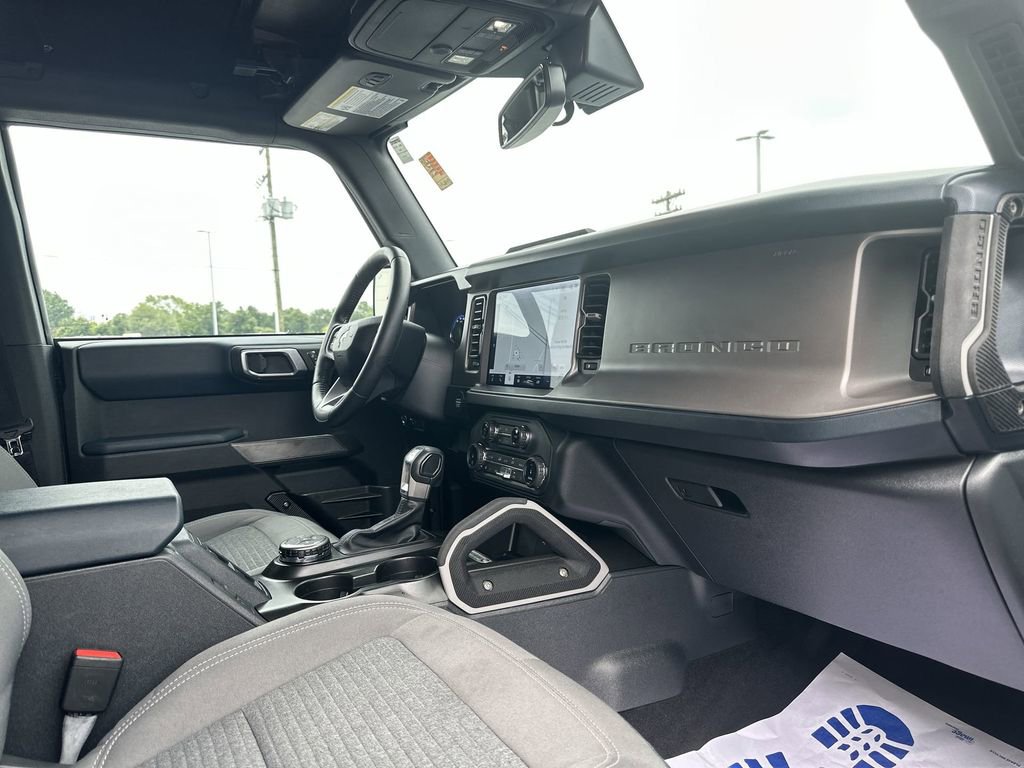 Used 2022 Ford Bronco Outer Banks image 13