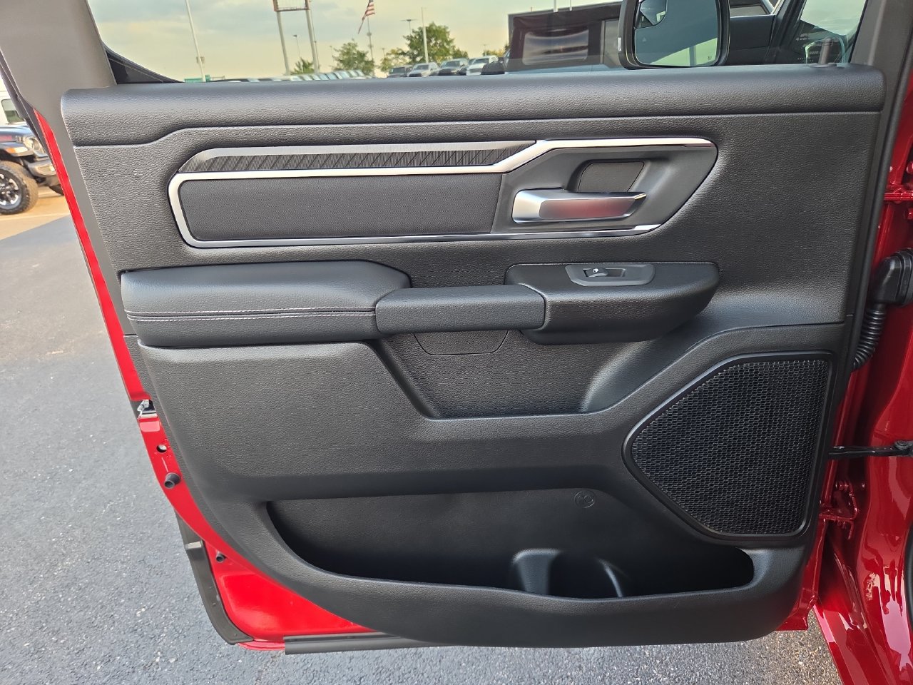 New 2027 RAM 1500 4x4 Crew Cab image 21
