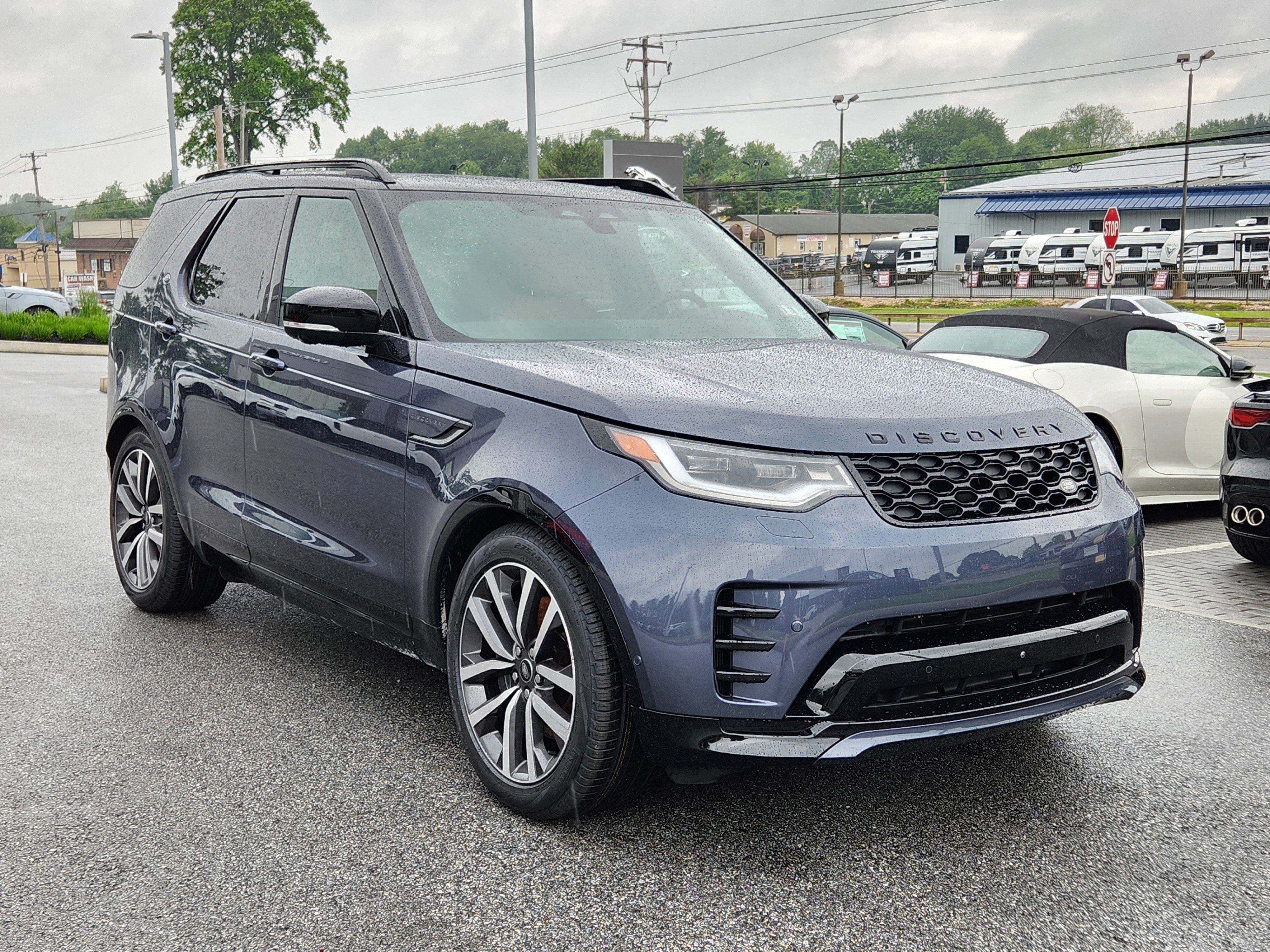 Certified 2024 Land Rover Discovery Dynamic SE AWD/4WD image 10
