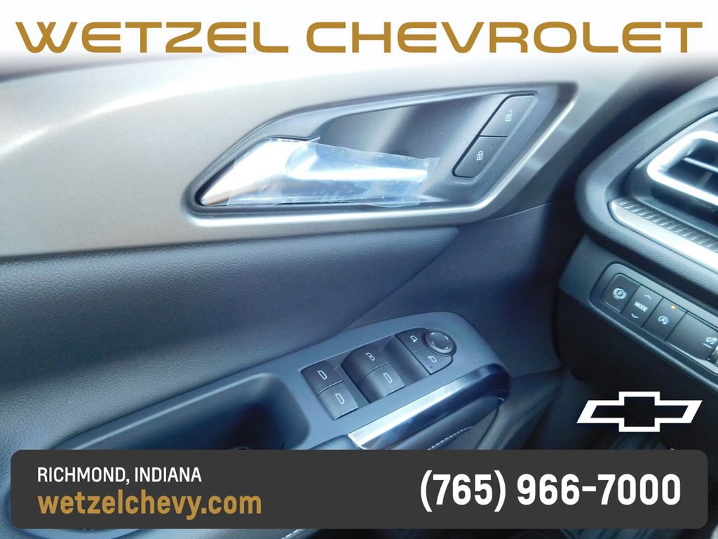 New 2027 Chevrolet Traverse LT FWD image 33