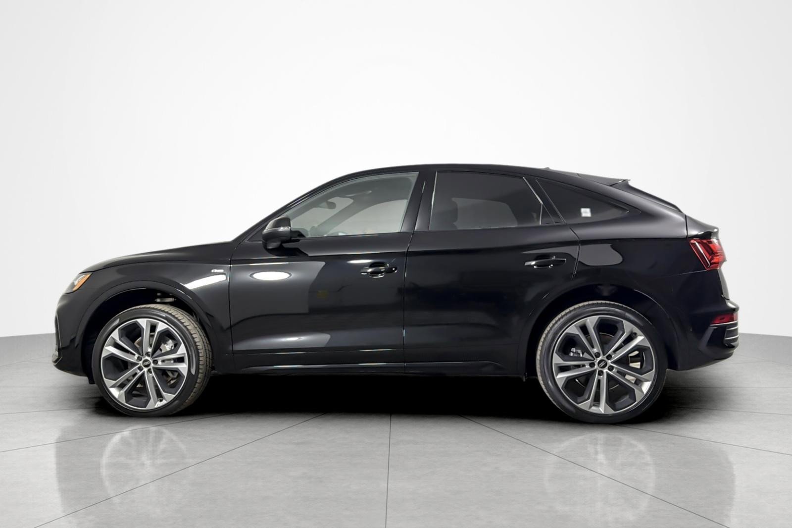 Used 2023 Audi Q5 2.0T Prestige w/ Prestige Package AWD/4WD video 2