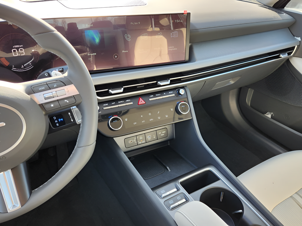 New 2026 Hyundai Sonata SEL AWD/4WD image 17