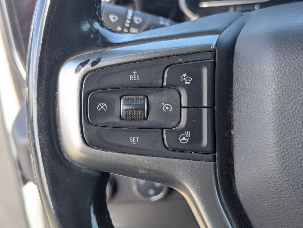 Used 2025 Chevrolet Silverado 1500 LT AWD/4WD image 21