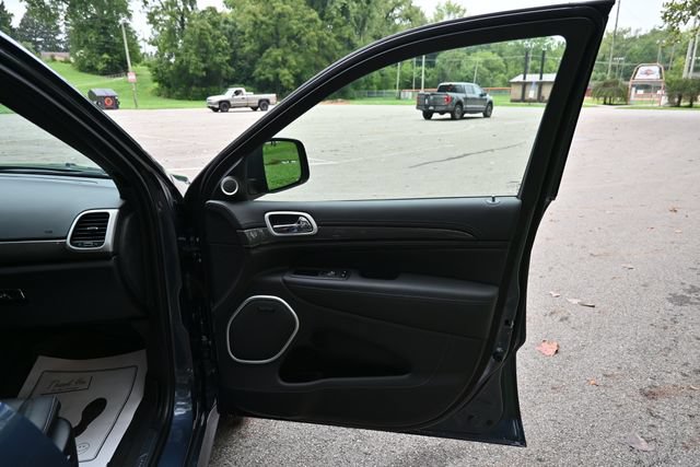 Used 2021 Jeep Grand Cherokee Trackhawk AWD/4WD image 18