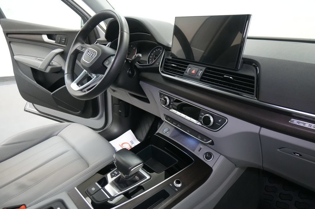 Used 2022 Audi Q5 2.0T Premium AWD/4WD image 28