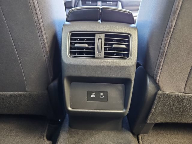 Used 2025 Nissan Rogue SV AWD/4WD image 28