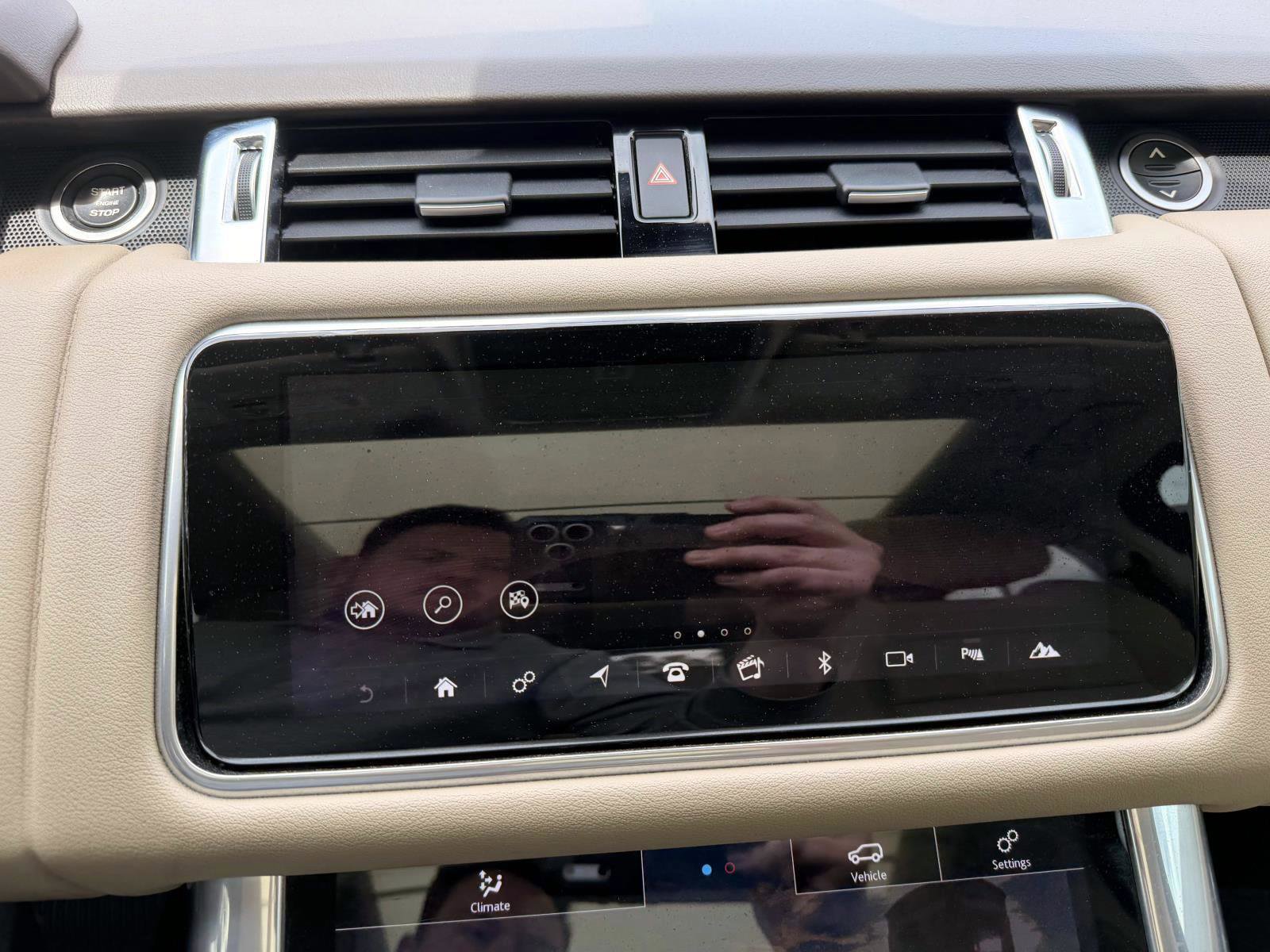 Used 2022 Land Rover Range Rover Sport SE image 13