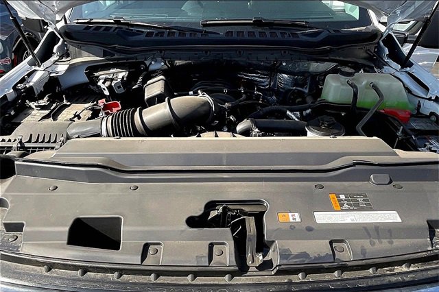 Used 2024 Ford F450 XL w/ XL Chrome Package image 10