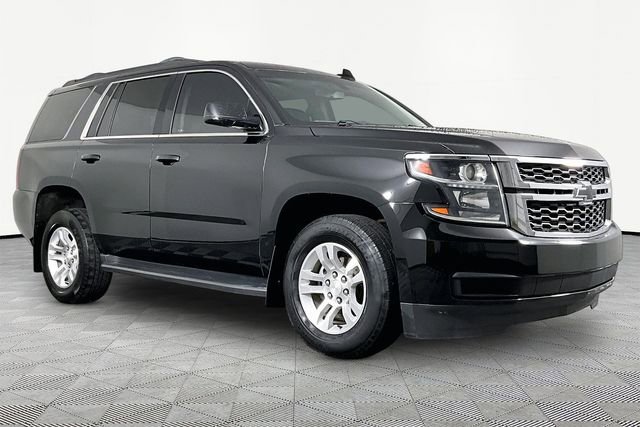 Used 2018 Chevrolet Tahoe LS image 3