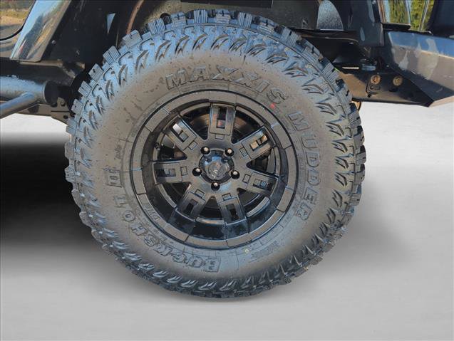 Used 2015 Jeep Wrangler Unlimited Rubicon AWD/4WD image 7