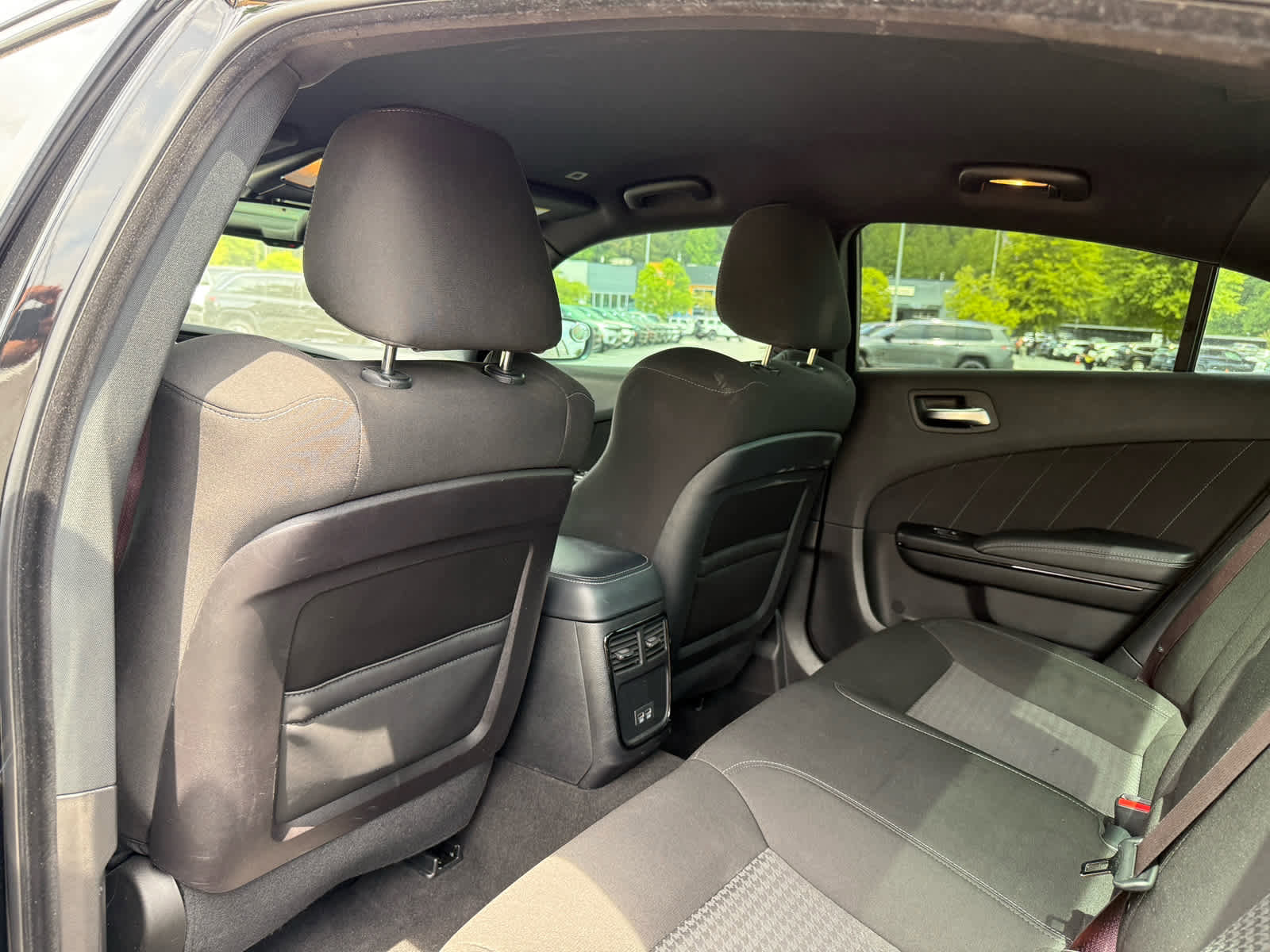 Used 2023 Dodge Charger R/T w/ Blacktop Package image 38