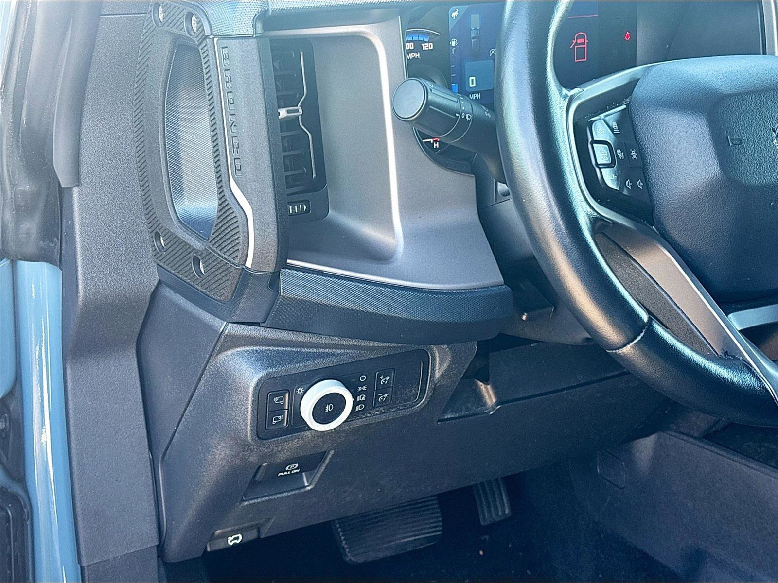 Used 2021 Ford Bronco Outer Banks image 11