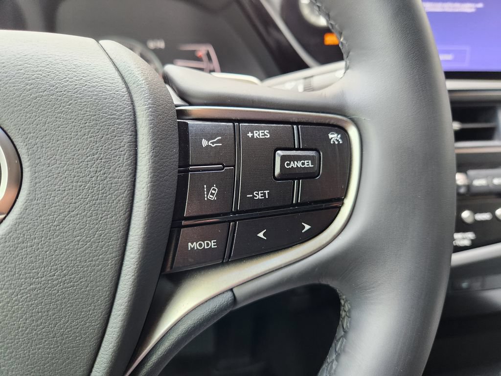 Used 2024 Lexus ES 350 w/ Premium Package FWD image 30