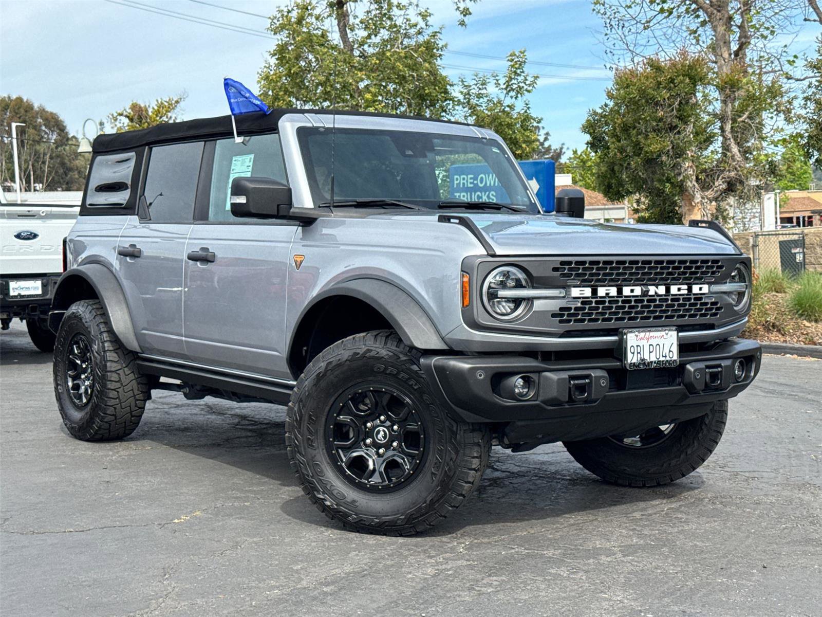 Certified 2022 Ford Bronco Badlands w/ Sasquatch Package image 2