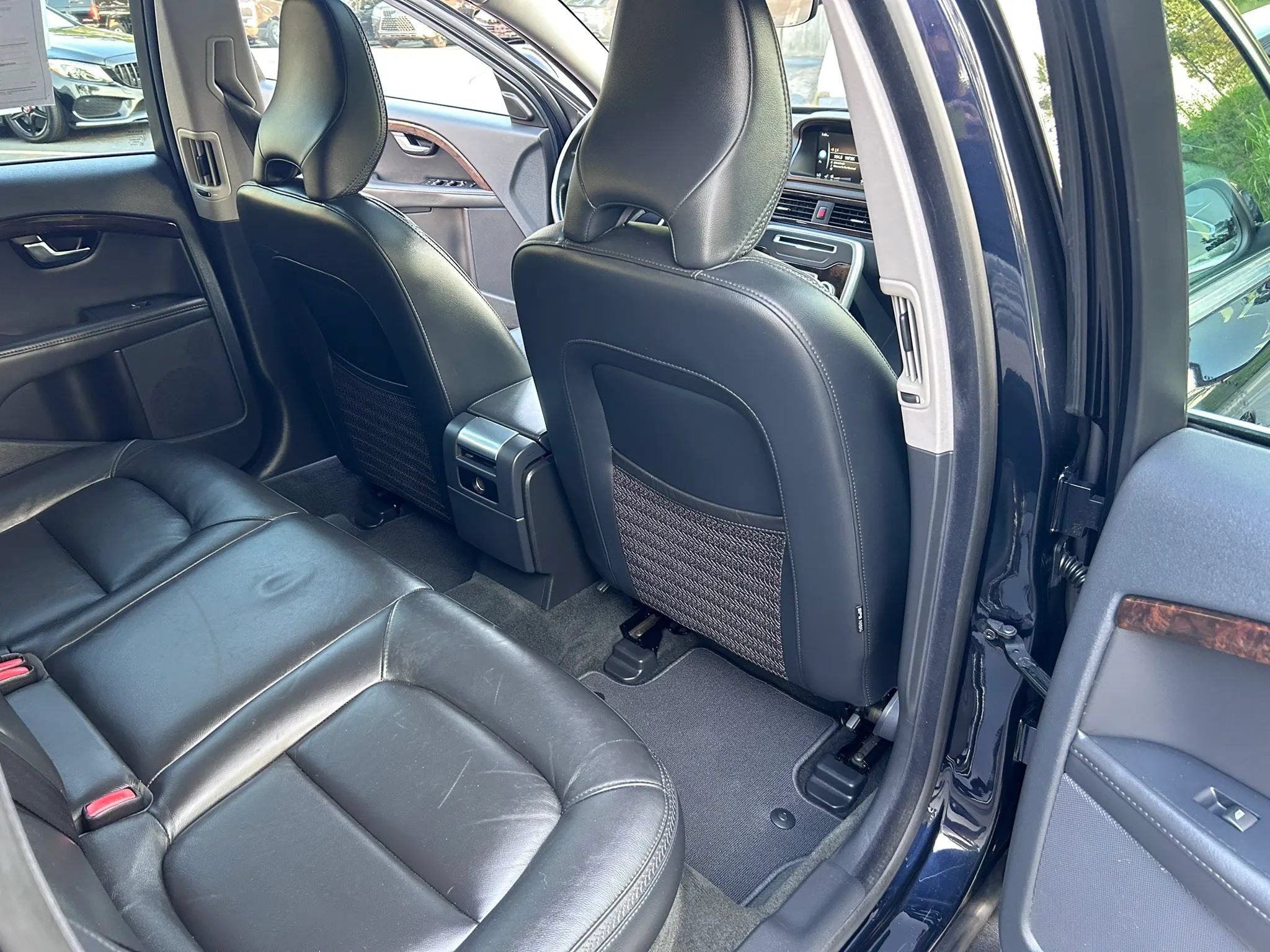 Used 2016 Volvo XC70 T5 Premier w/ Proximity Package AWD/4WD image 62