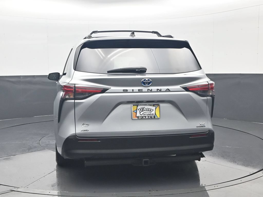Used 2022 Toyota Sienna XLE w/ XLE Plus Package AWD/4WD image 7