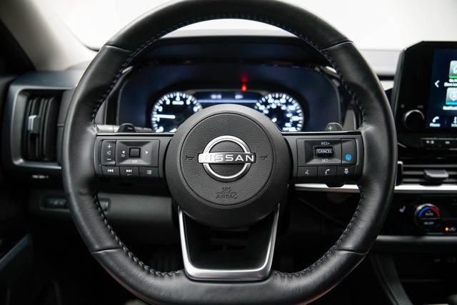 Used 2025 Nissan Pathfinder SL FWD image 33