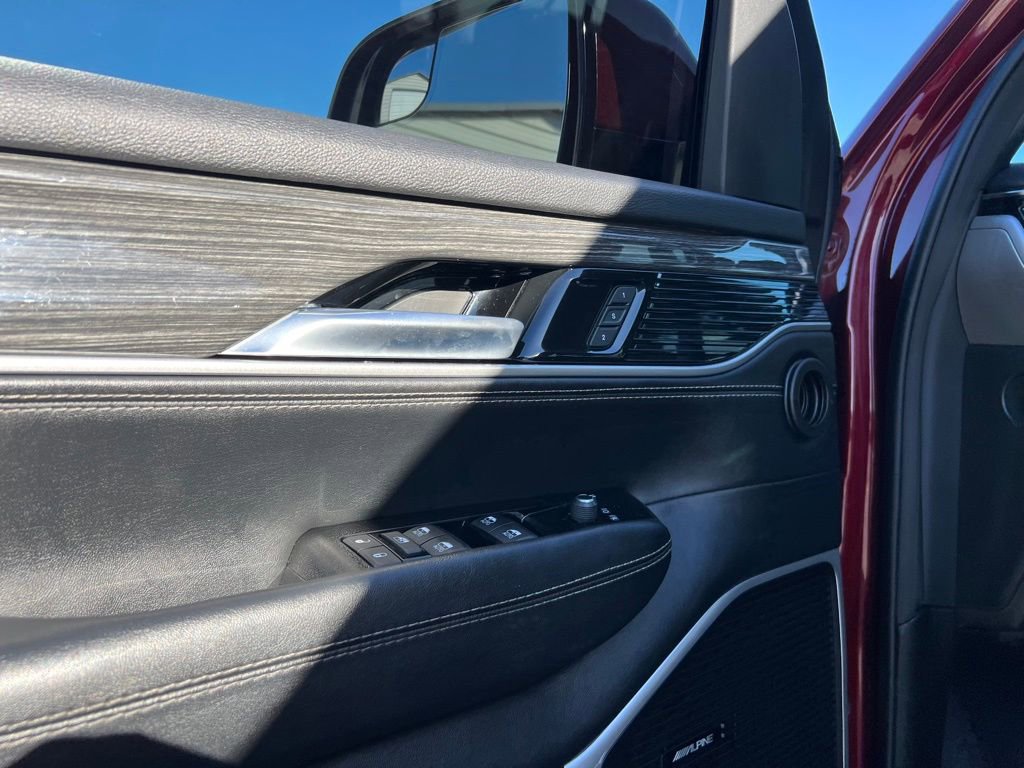 Used 2022 Jeep Wagoneer Series II image 14