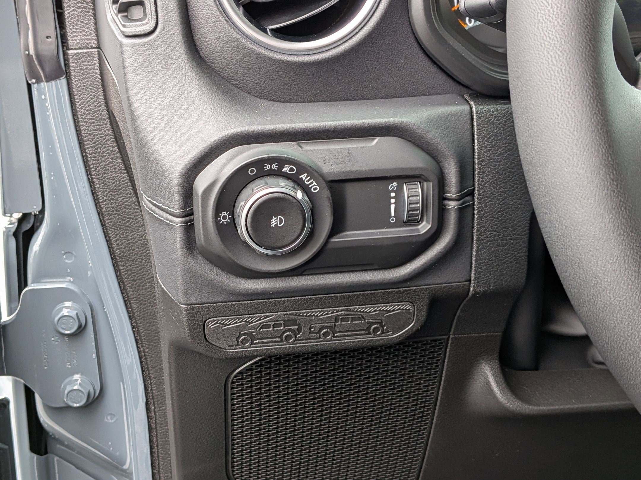 New 2026 Jeep Wrangler Sahara AWD/4WD image 14