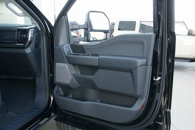 New 2026 Ford F250 Lariat w/ Lariat Ultimate Package image 40