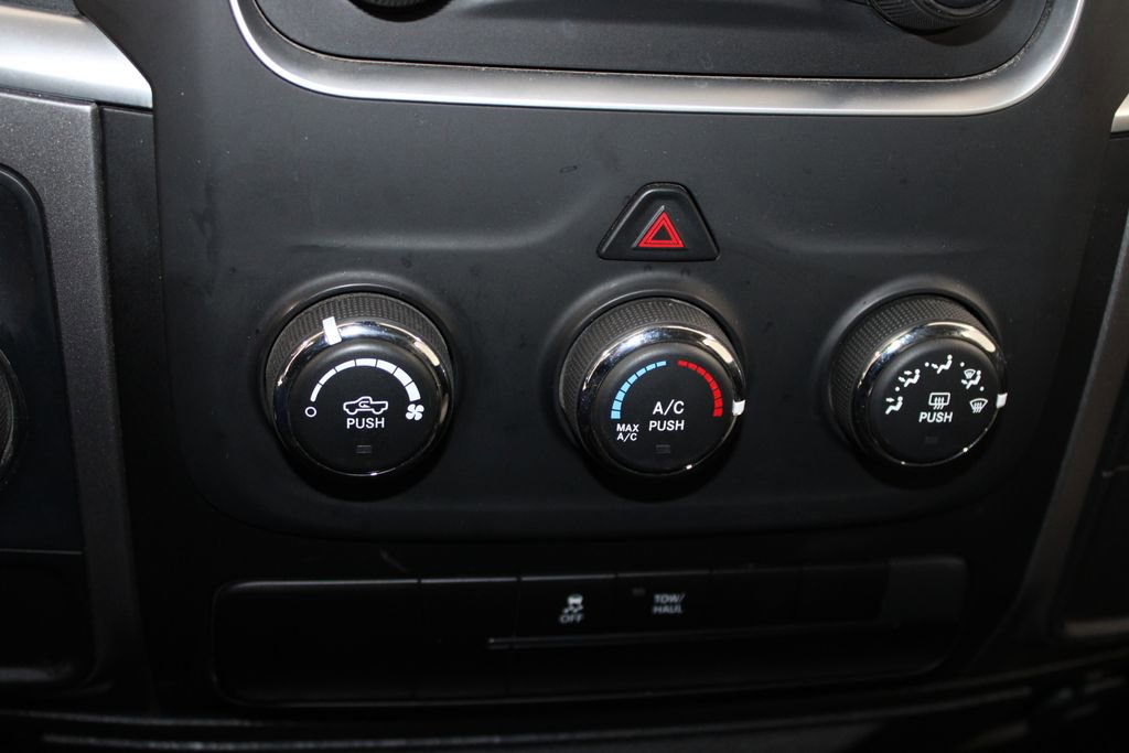 Used 2024 RAM 1500 Classic SLT image 41