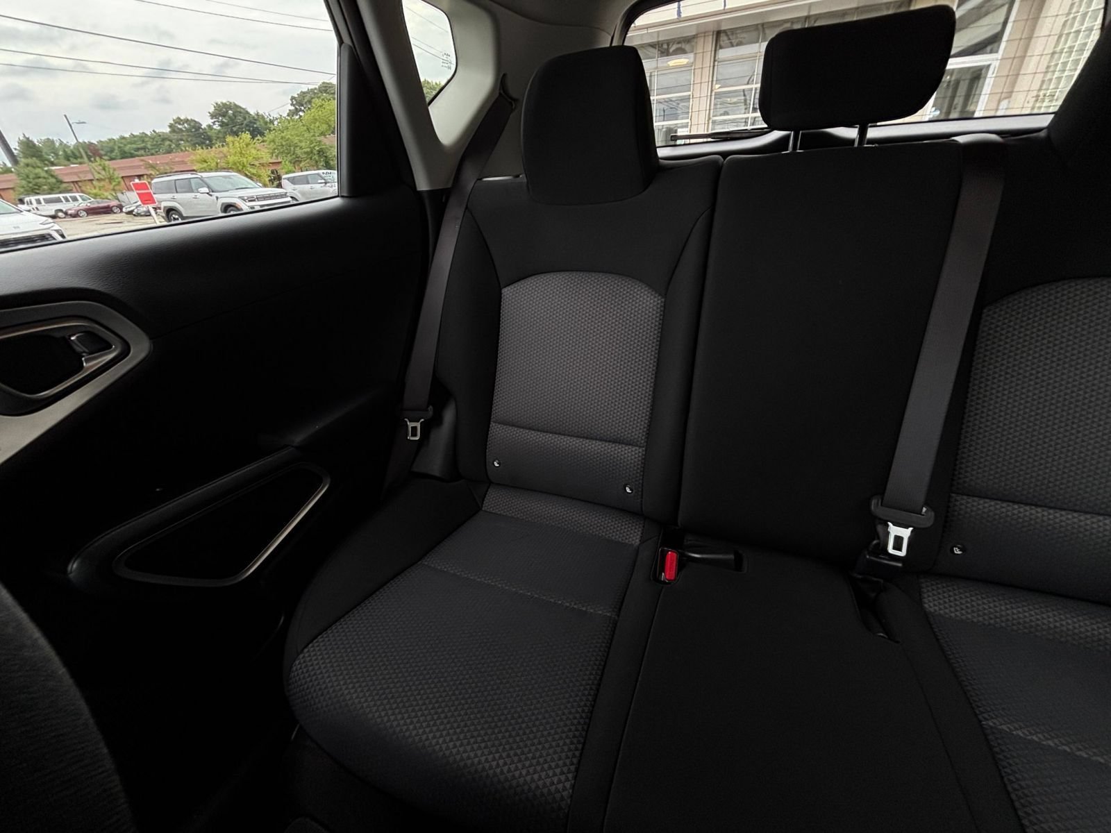 Used 2025 Kia Soul LX w/ LX Technology Package FWD image 37