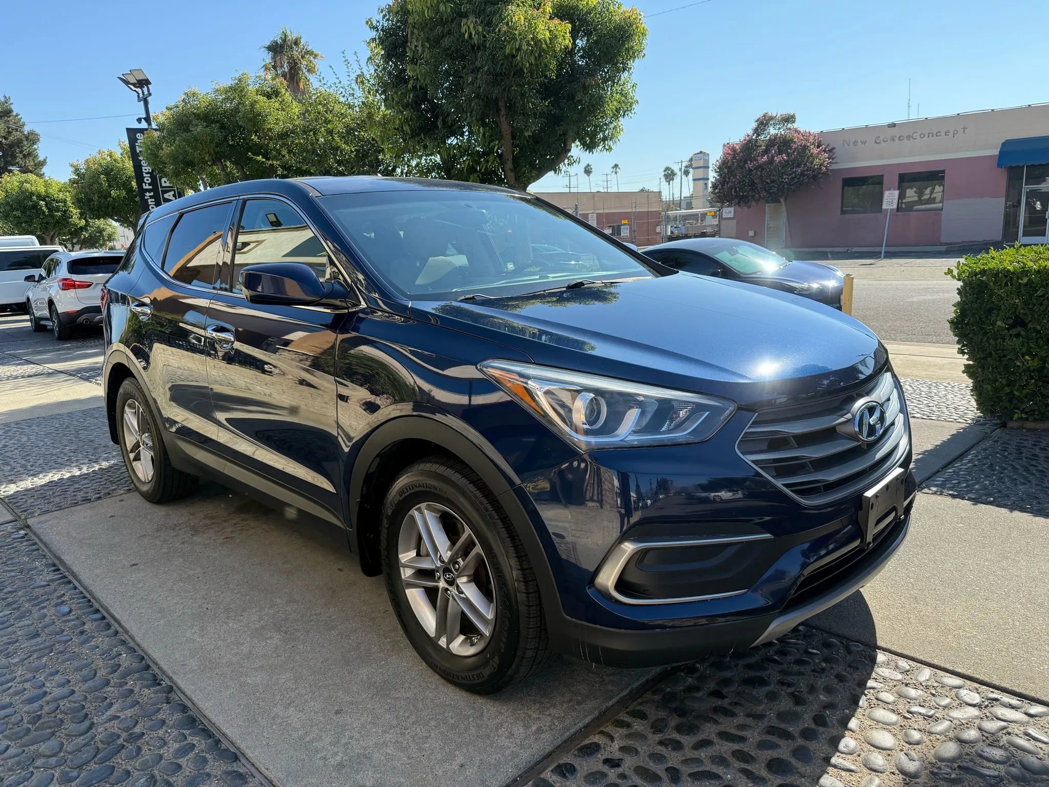 Used 2018 Hyundai Santa Fe Sport FWD image 3