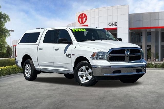 Used 2019 RAM 1500 Classic SLT AWD/4WD image 2