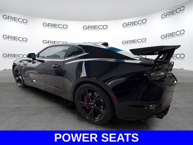 Certified 2024 Chevrolet Camaro SS RWD image 5