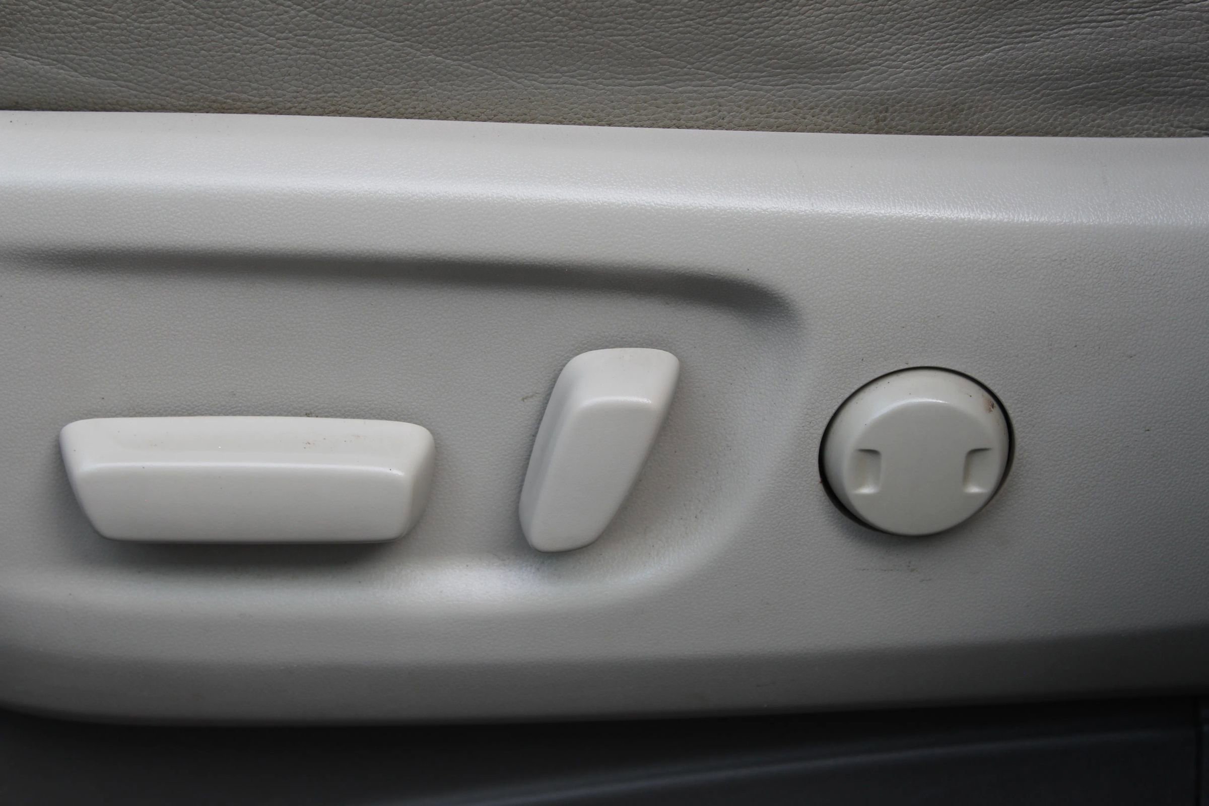 Used 2015 Toyota Sienna XLE Premium image 22