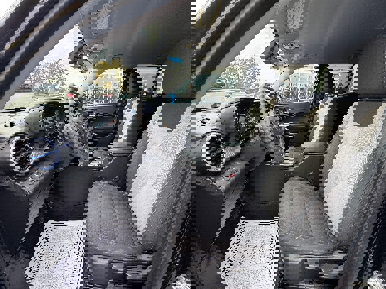 Used 2025 Chevrolet Trax LS w/ LS Convenience Package image 10