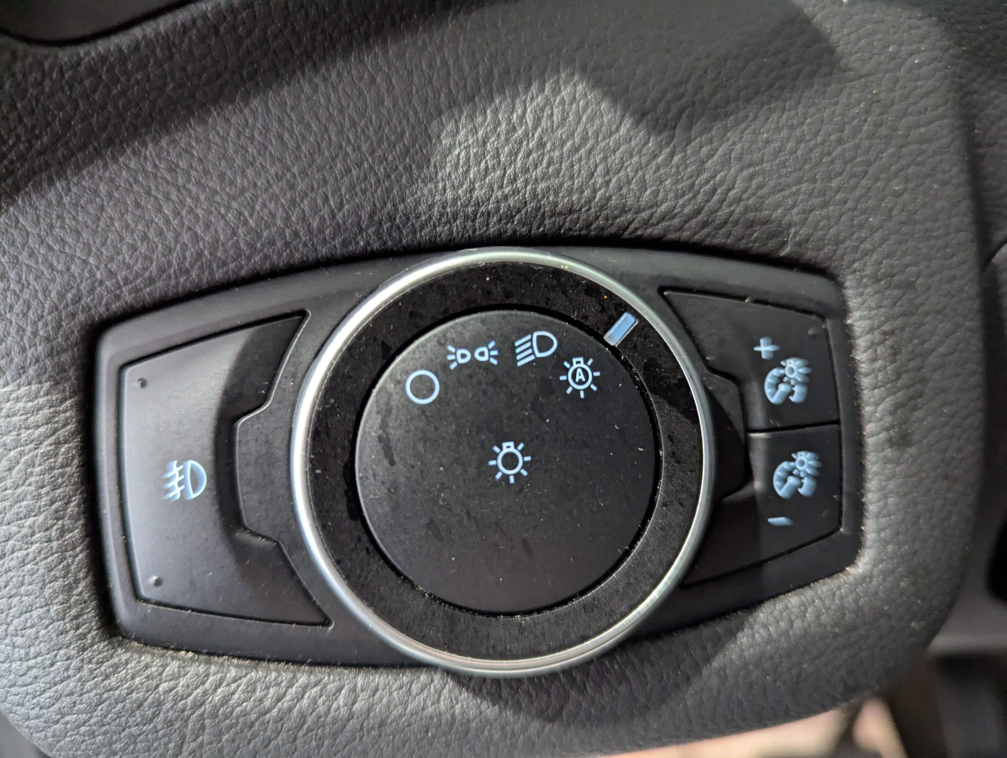 Used 2016 Ford Escape SE FWD image 16