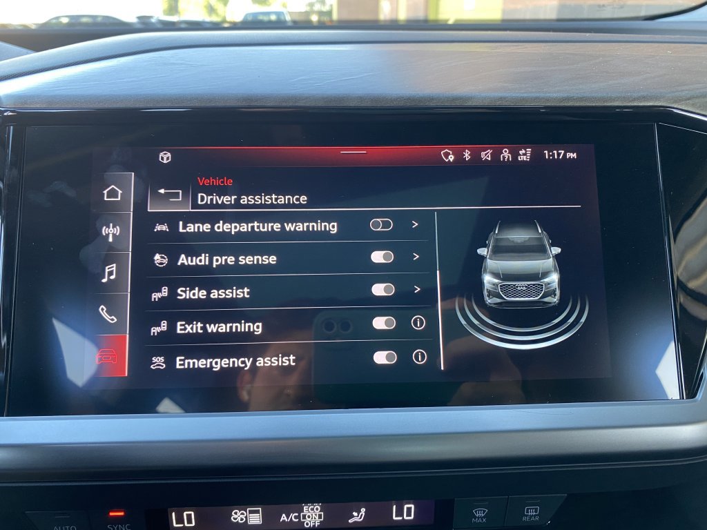 Used 2022 Audi Q4 e-tron Premium Plus image 41