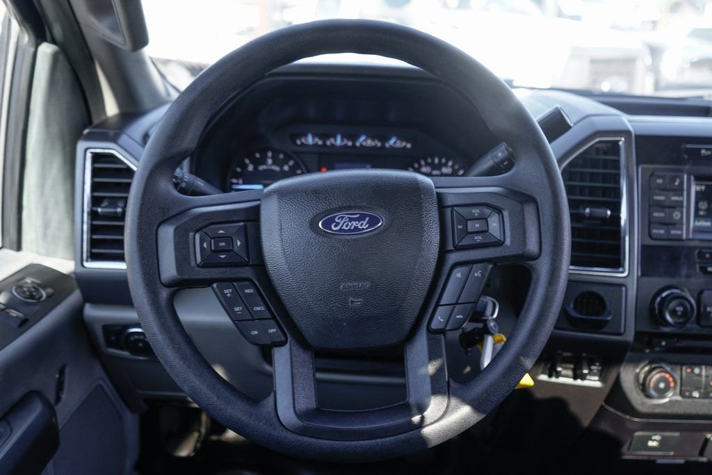 Used 2017 Ford F550 2WD Regular Cab Super Duty w/ Advanced Security Pack image 30