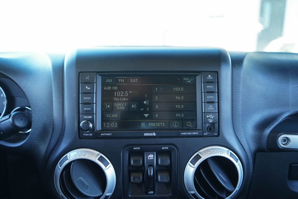 Used 2016 Jeep Wrangler Unlimited Sahara w/ Max Tow Package image 21