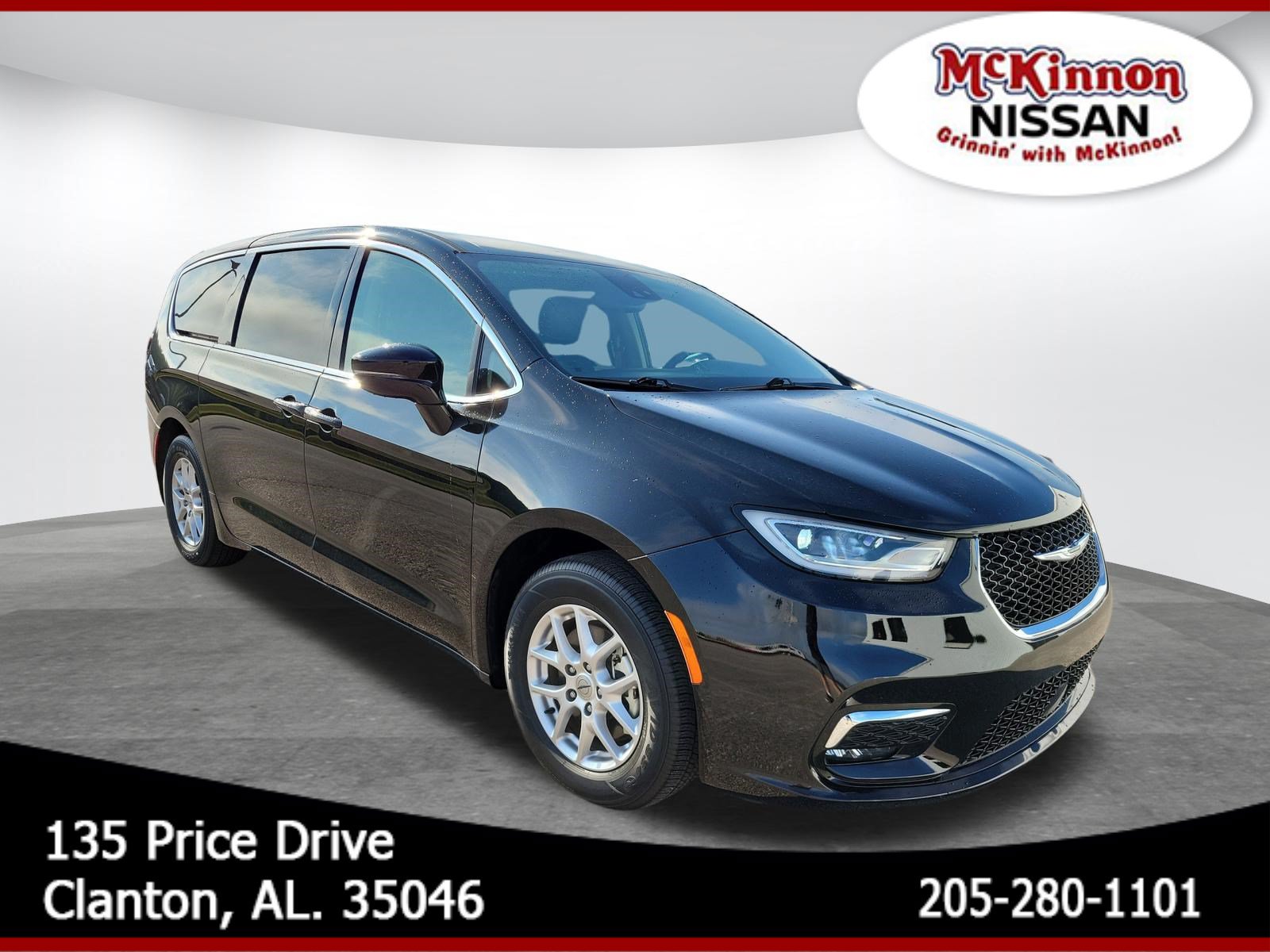 Used 2024 Chrysler Pacifica Touring-L FWD image 1