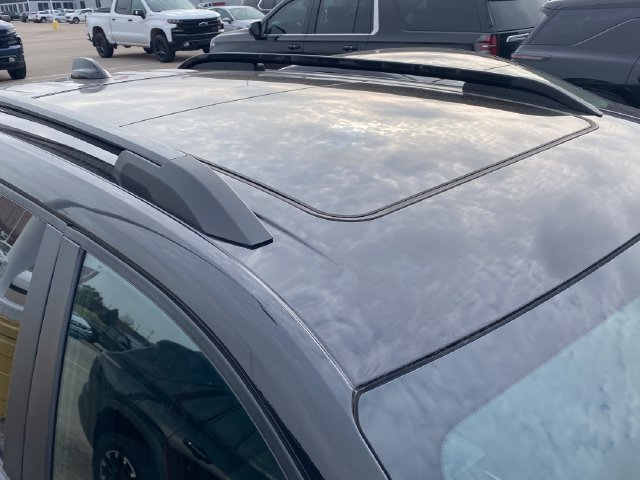 Certified 2025 Chevrolet Equinox RS w/ Safety and Technology Package AWD/4WD image 35
