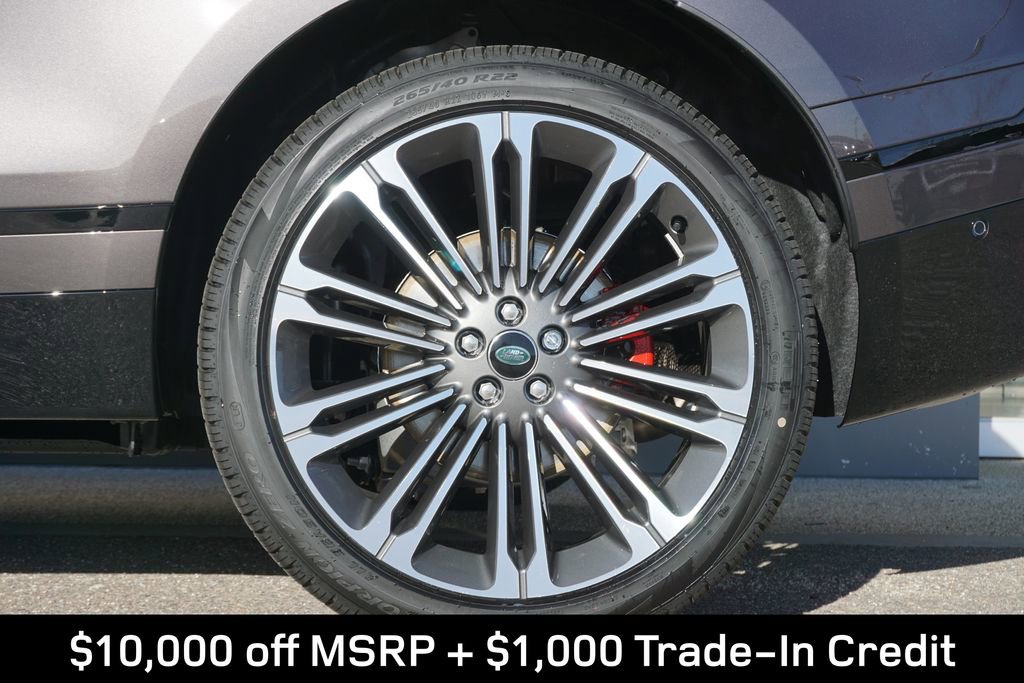 New 2025 Land Rover Range Rover Velar Dynamic SE image 32