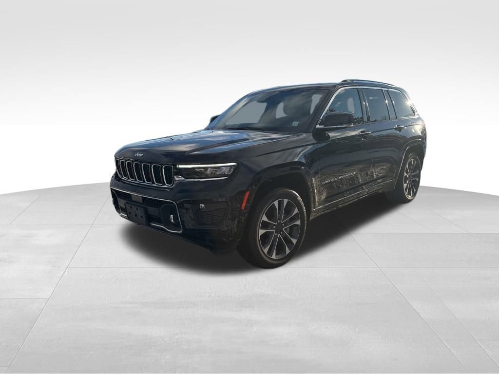 Certified 2023 Jeep Grand Cherokee Overland w/ Luxury Tech Group IV image 14