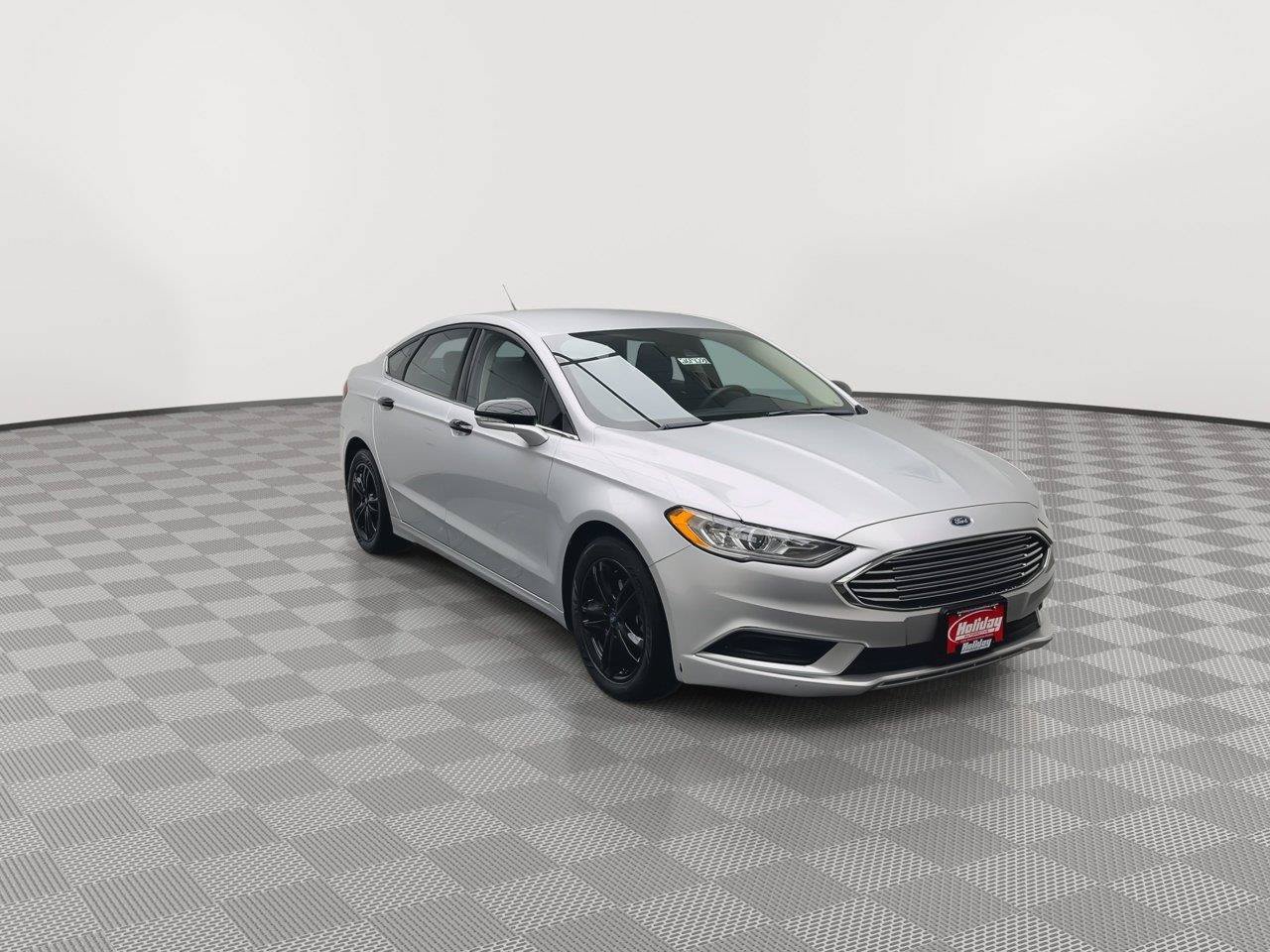 Used 2018 Ford Fusion SE FWD image 26