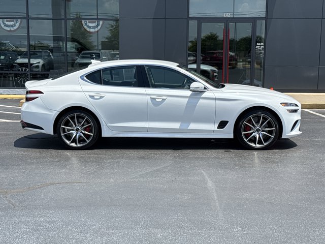 Used 2025 Genesis G70 2.5T RWD image 2