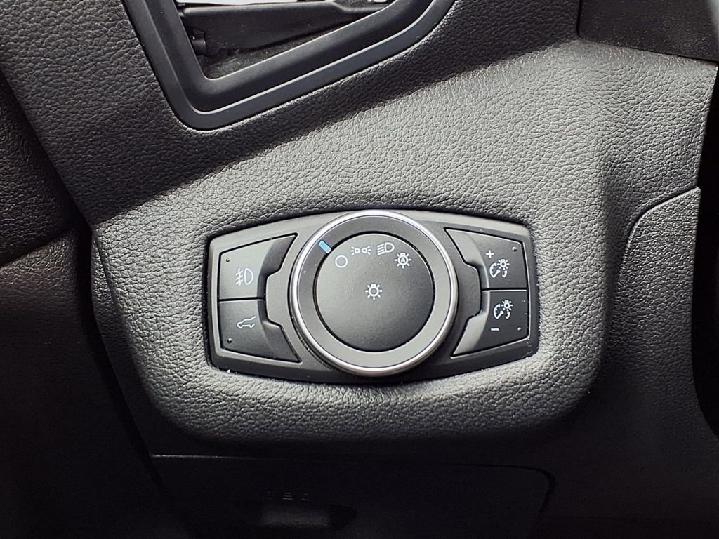 Used 2019 Ford Escape SEL image 27