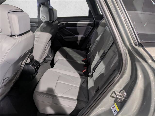 New 2025 Audi Q3 2.0T Premium image 17