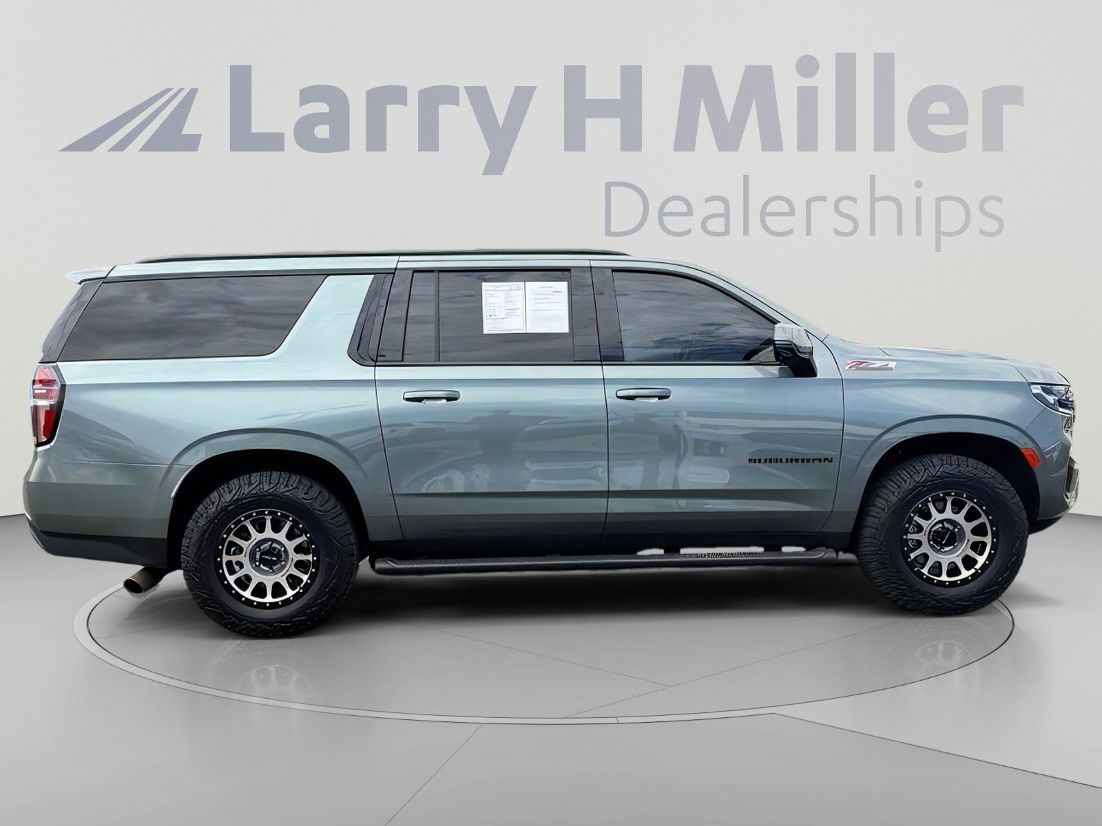 Used 2024 Chevrolet Suburban Z71 w/ Off-Road Capability Package AWD/4WD image 7
