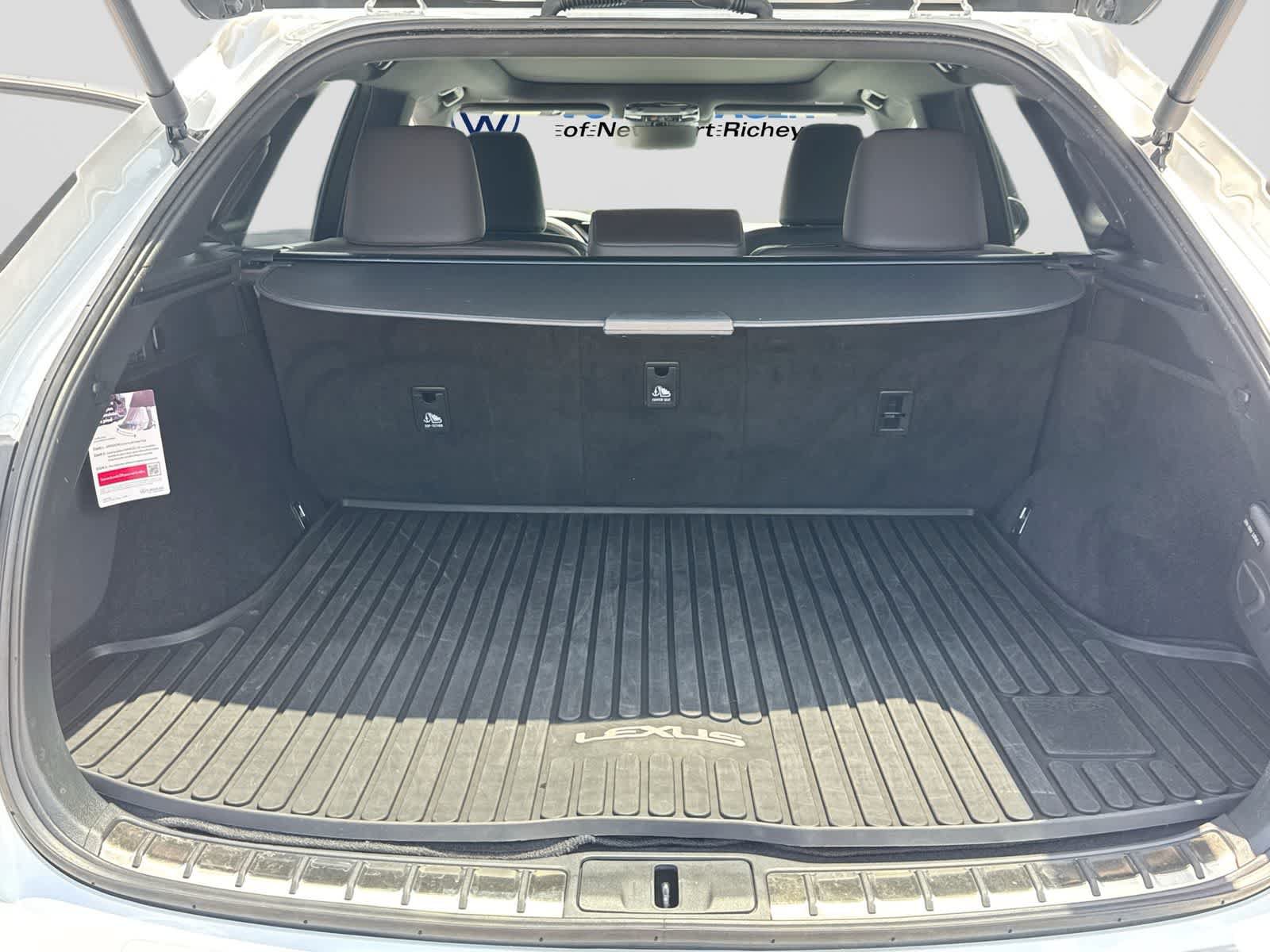 Used 2023 Lexus RX 350 FWD w/ Cold Area Package image 36