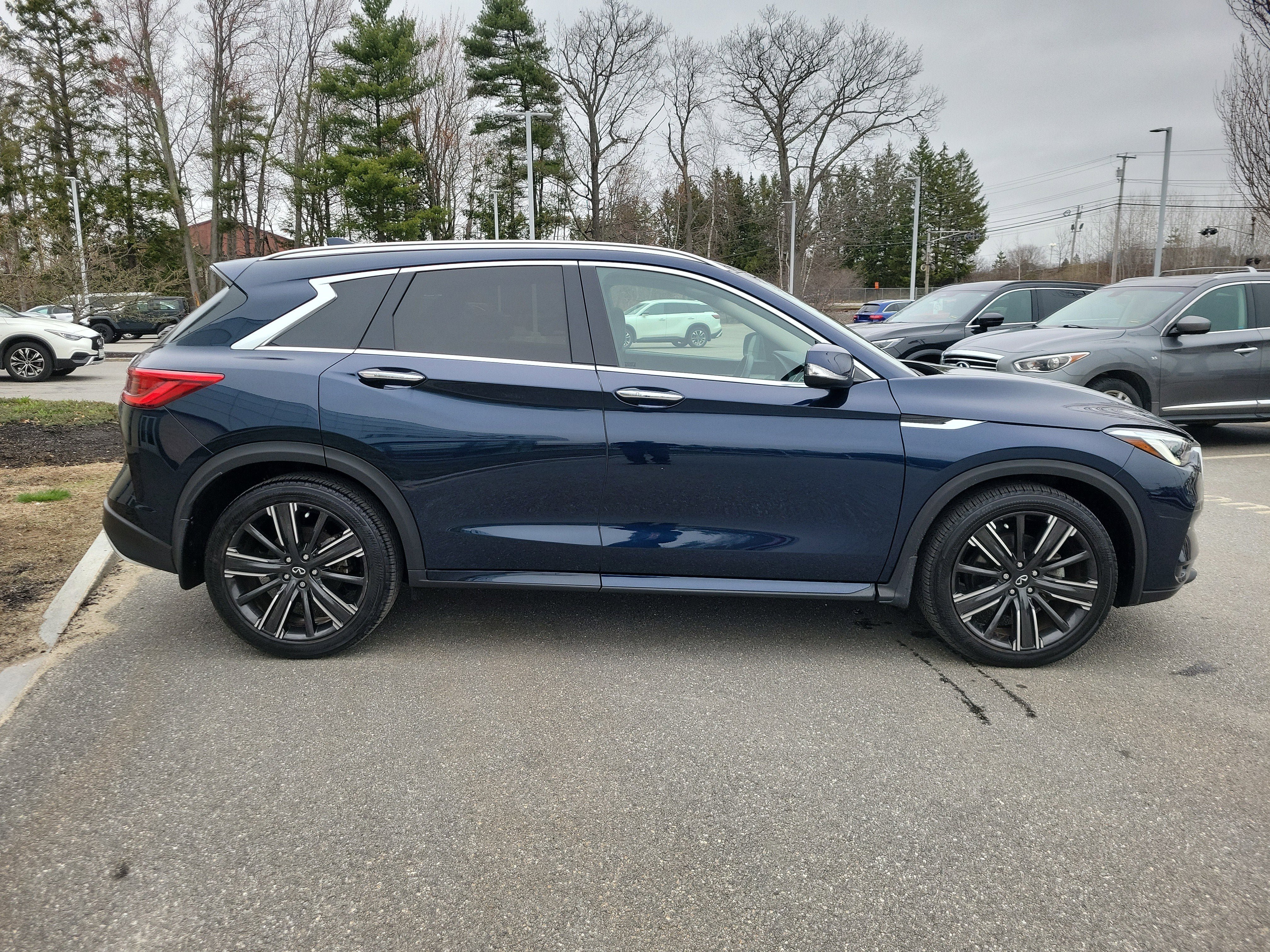 Used 2023 INFINITI QX50 Sensory AWD/4WD image 8