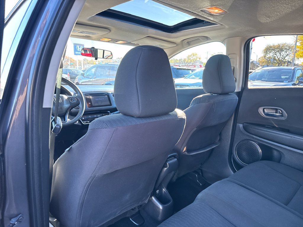 Used 2016 Honda HR-V EX image 39